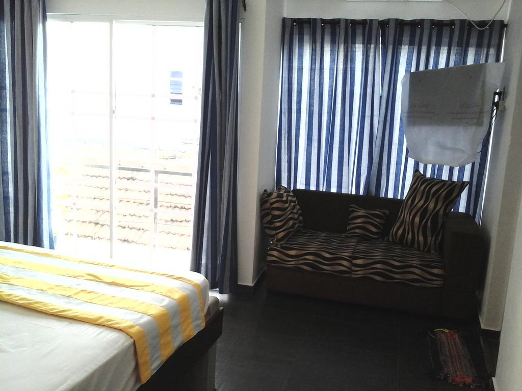 Petit Guest House Негомбо Стая снимка